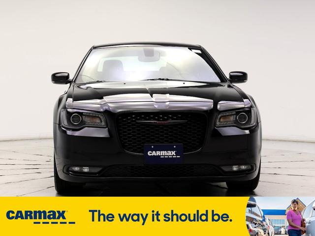 2023 chrysler 300 s