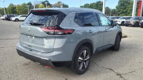 2025 Nissan Rogue sl