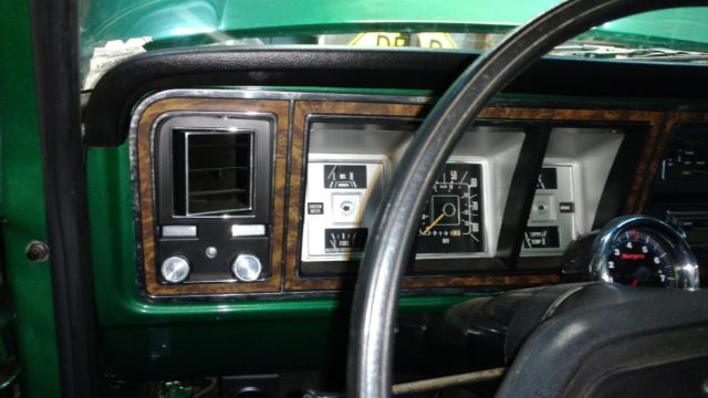 1979 f250 4x4 factory ac restored