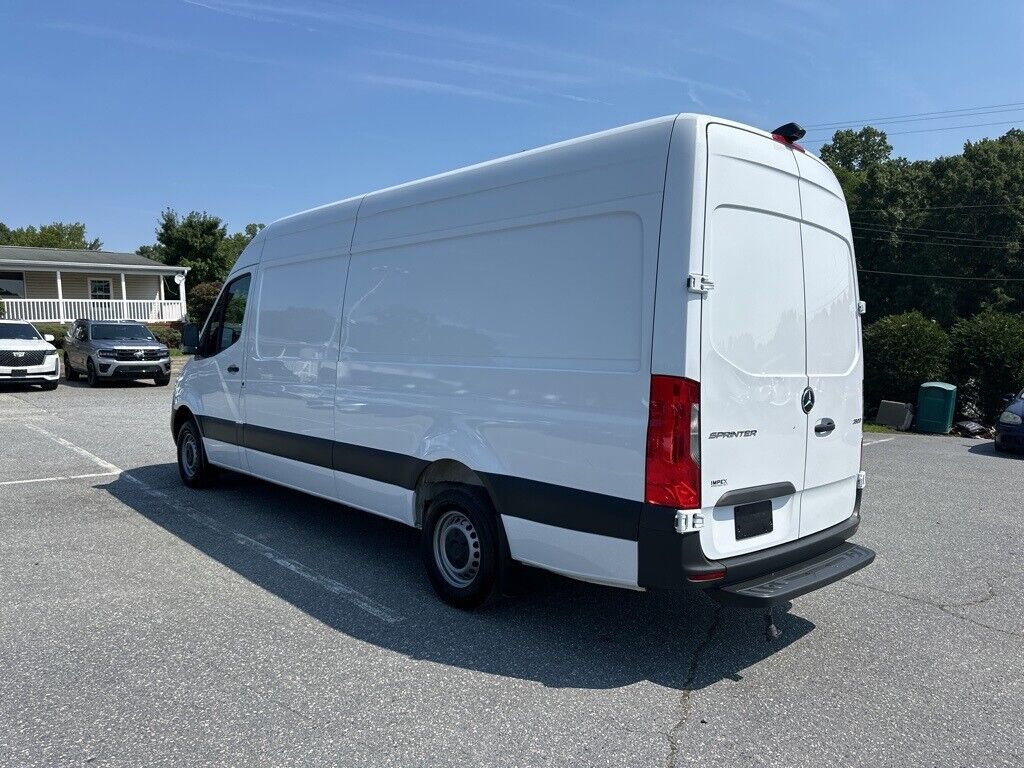 2023 mercedes-benz sprinter cargo 170 wb