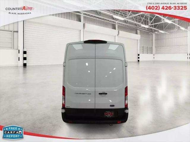 2023 ford transit-250 base