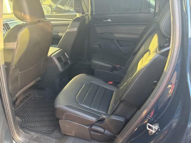 2023 volkswagen atlas 3.6l sel premium r-line