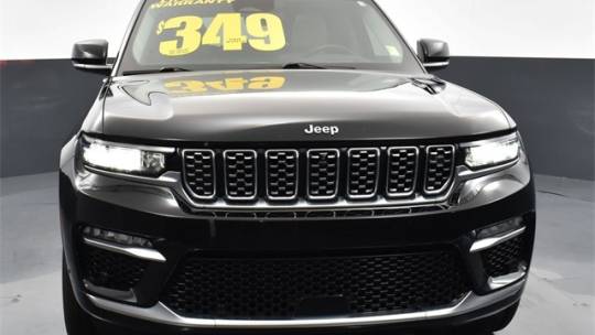 2022 Jeep Grand Cherokee summit