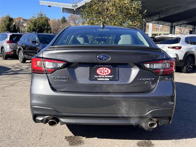 2022 subaru legacy limited xt