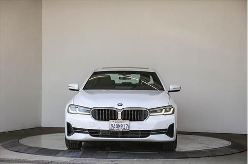 2022 bmw 530