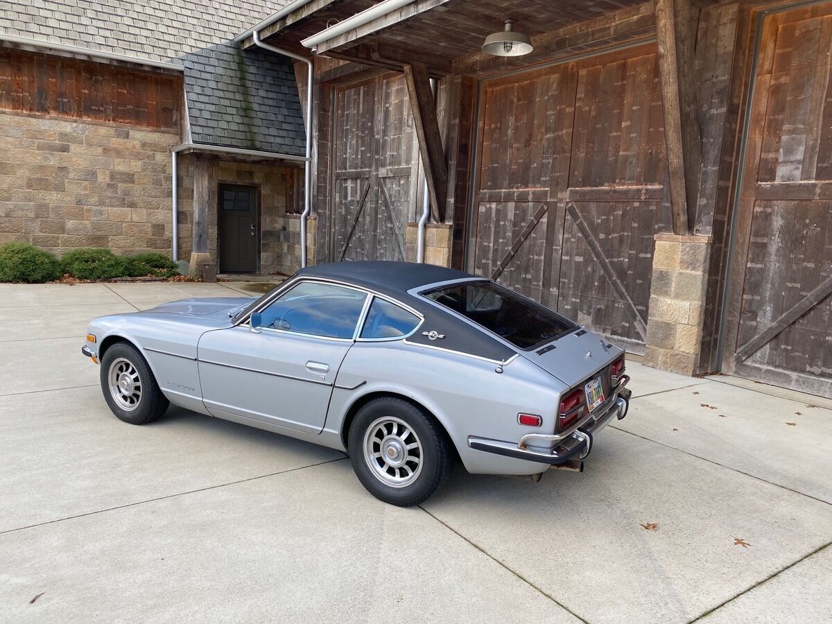 1971 datsun 240z grey rwd manual series 1