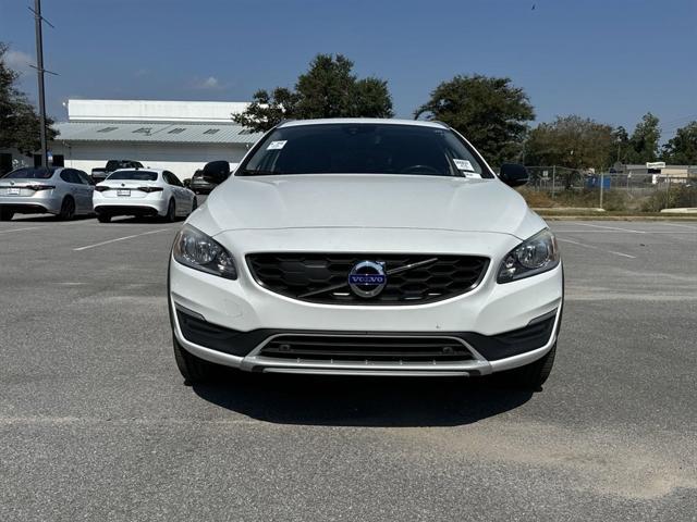 2018 volvo v60 cross country t5