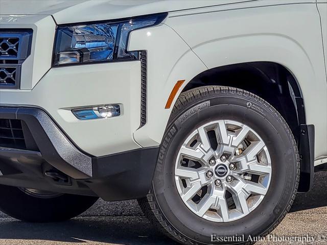 2023 nissan frontier sv