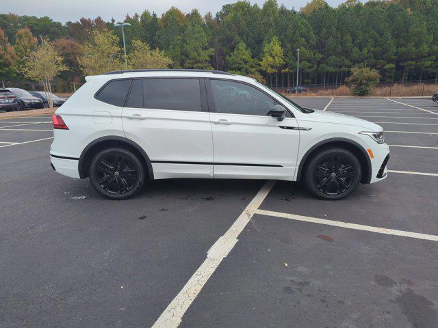 2022 volkswagen tiguan 2.0t se r-line black
