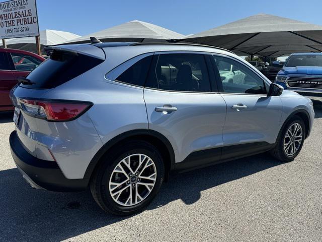 2022 ford escape sel