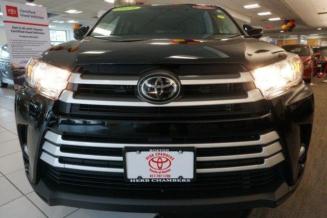 used 2019 toyota highlander le plus v6 boston, ma 02134 for sale in boston, massachusetts