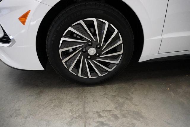 2023 hyundai sonata hybrid sel