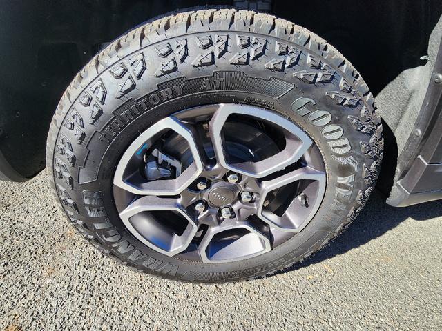 2023 jeep grand cherokee 4xe trailhawk