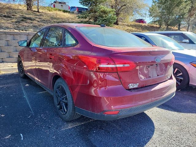 2016 ford focus se