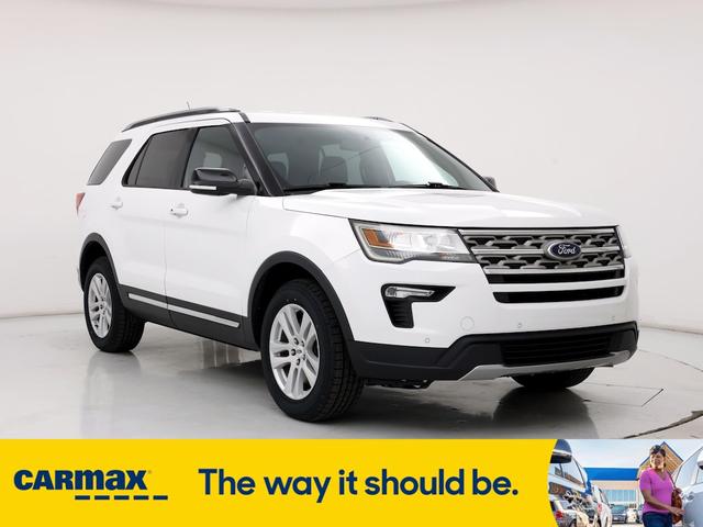 2018 ford explorer xlt