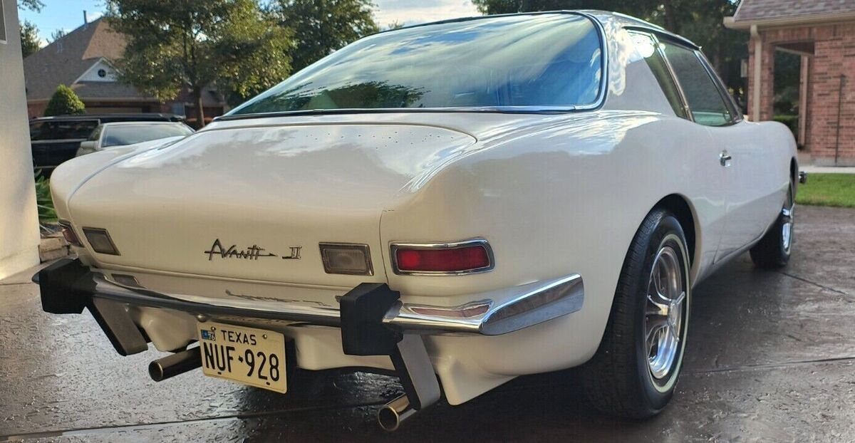 1976 studebaker avanti 1 of 156 produced in 1976
