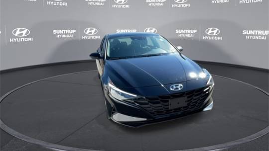 2022 hyundai elantra se
