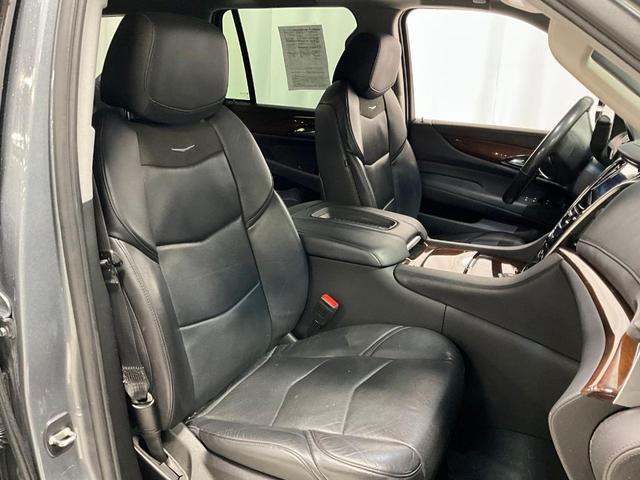 2019 cadillac escalade luxury