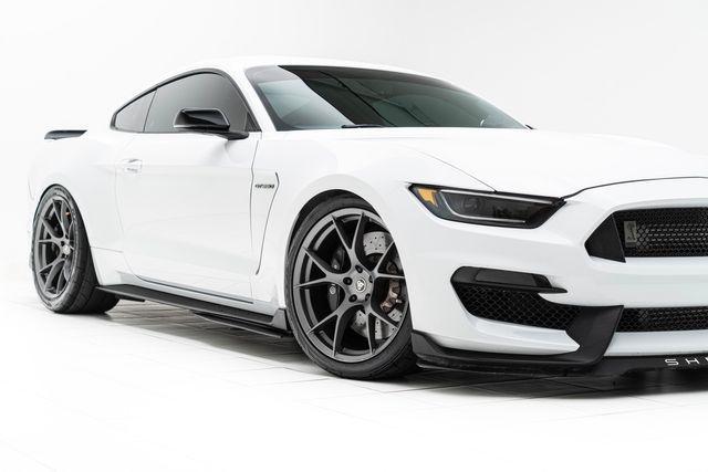 2017 ford shelby gt350 base