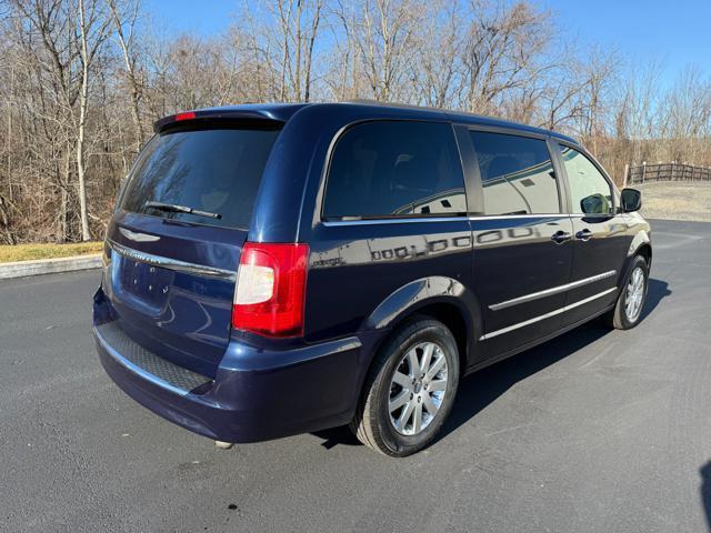 2015 chrysler town & country touring