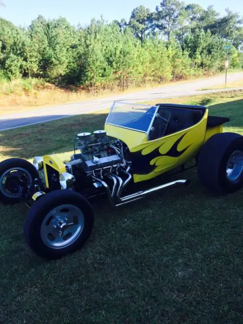 1923 ford t bucket /small block 400