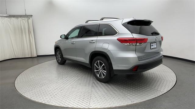 2019 toyota highlander xle