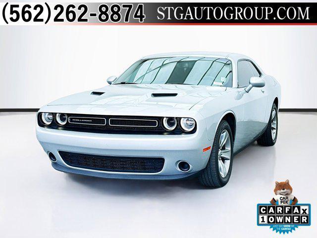 2019 dodge challenger sxt