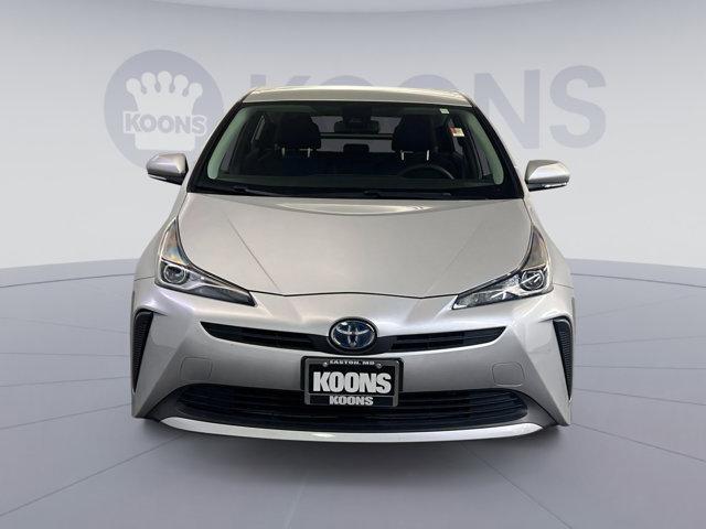2022 toyota prius l