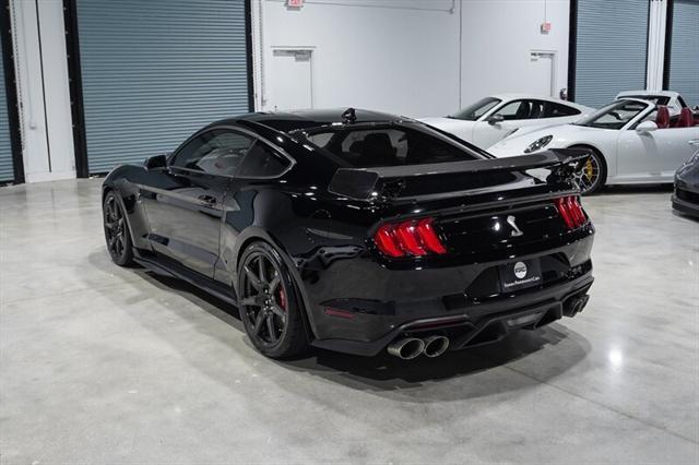 2021 ford mustang gt