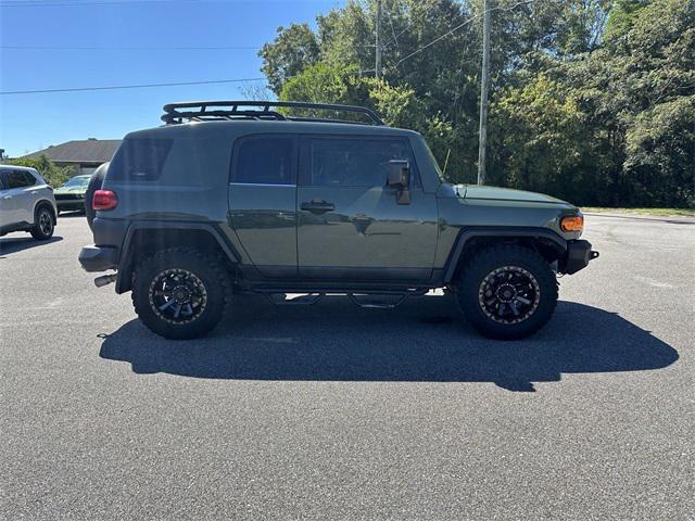 2012 toyota fj cruiser base