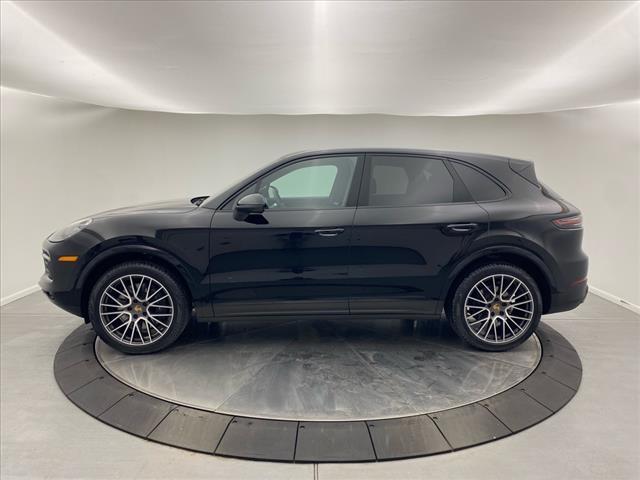 2022 porsche cayenne