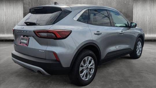 2024 Ford Escape equipment group 200a