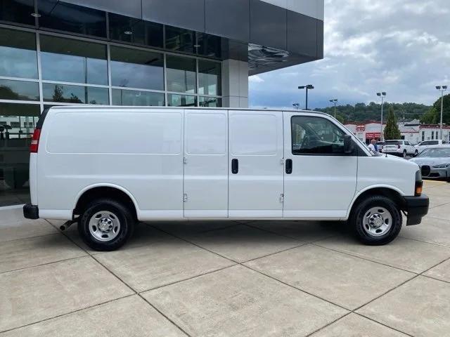 2022 chevrolet express 2500 rwd 2500 extended wheelbase wt
