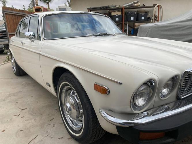 1976 jaguar xj6 in bennington, vermont