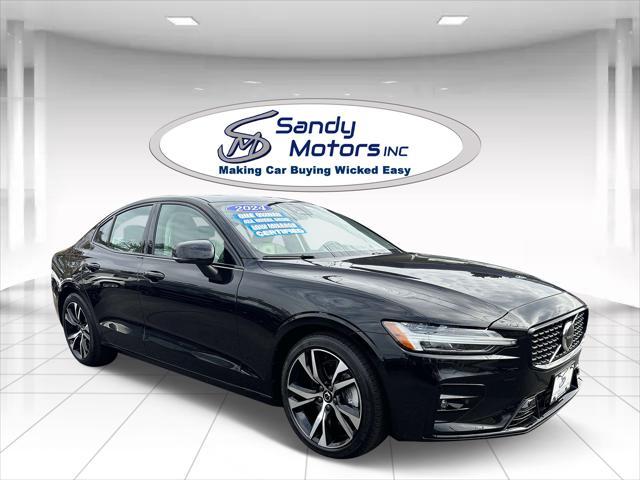 2024 volvo s60 b5 core dark theme