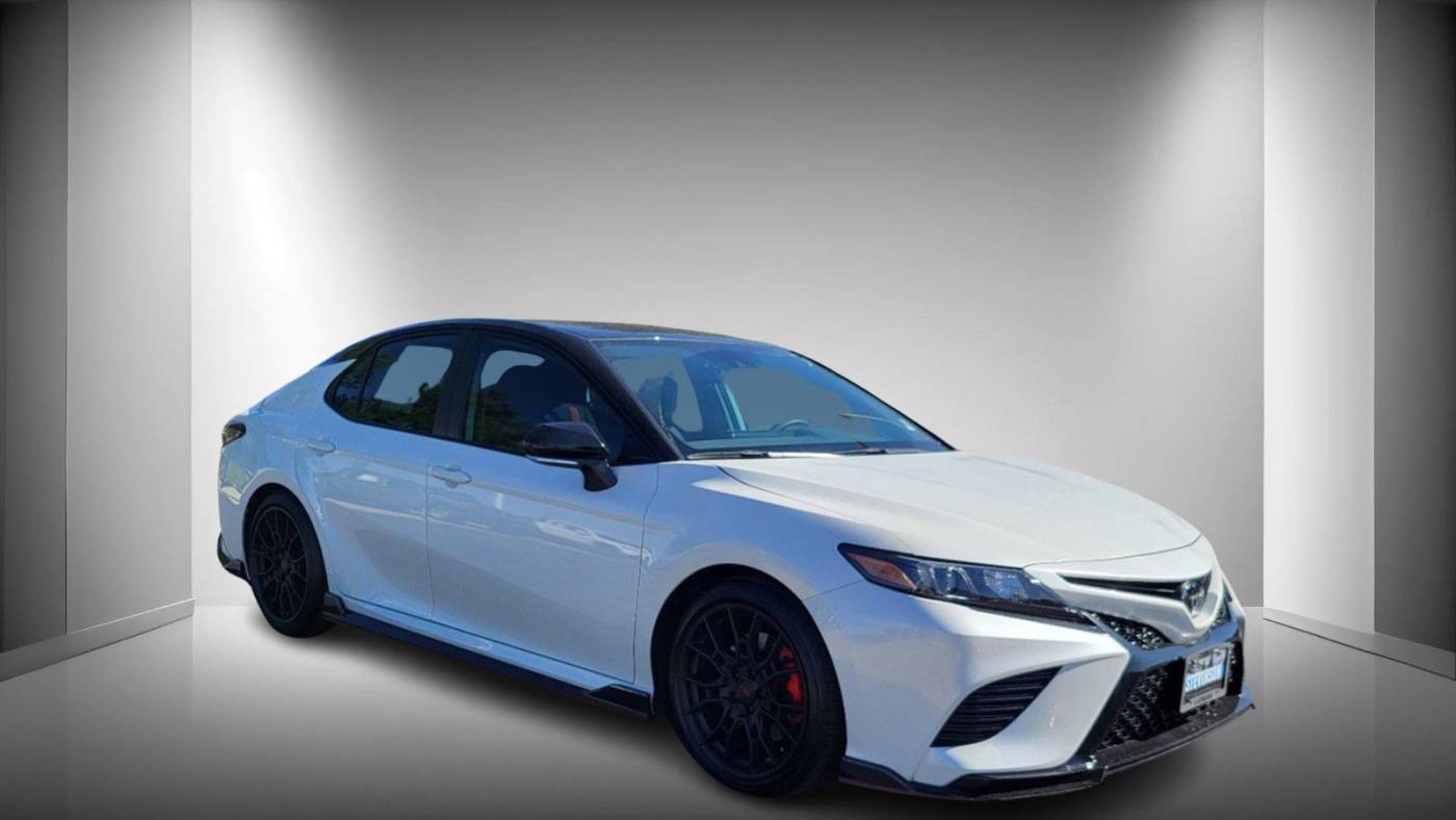 2023 toyota camry trd