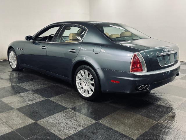 2005 maserati quattroporte sedan