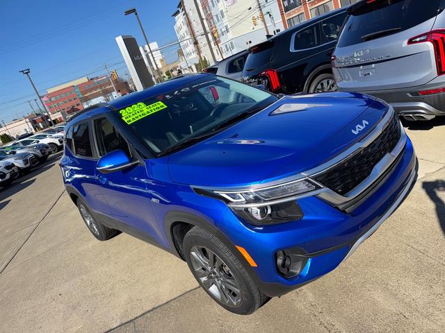 2023 kia seltos s