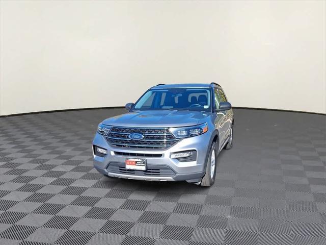 2021 ford explorer xlt