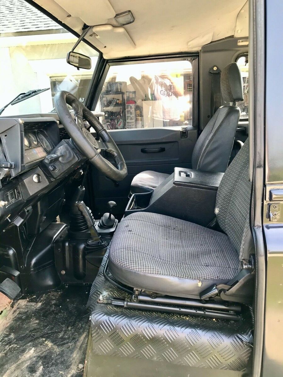 convertible land rover defender 200tdi