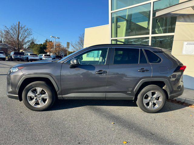 2022 toyota rav4 hybrid le