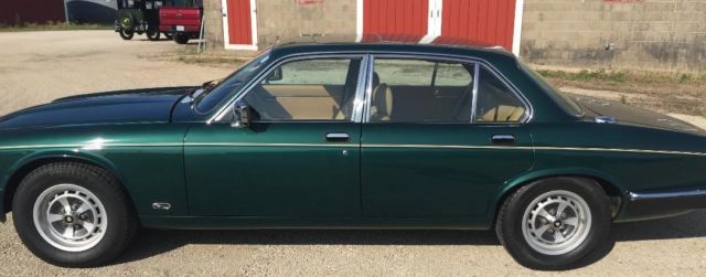 1984 jaguar xj6 four door sedan - very low original miles (45,555) - no reserve