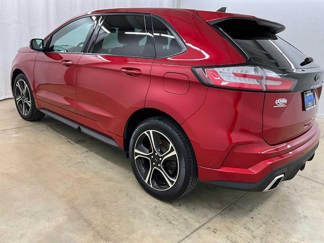2022 ford edge st