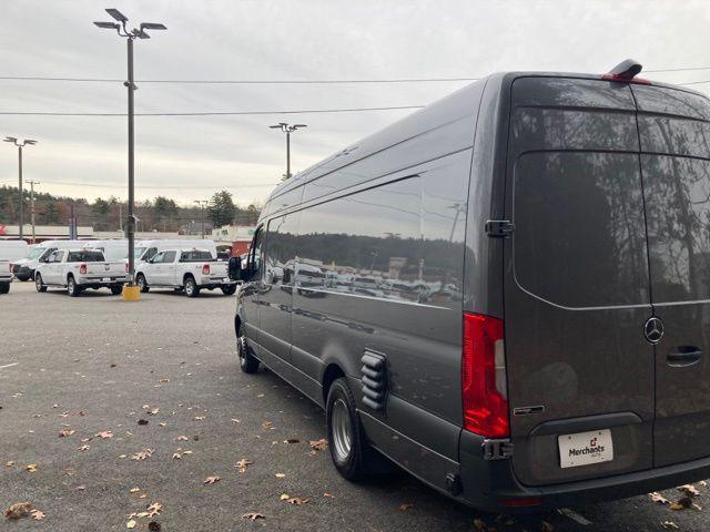 2022 mercedes-benz sprinter 4500 high roof v6