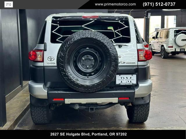 2008 toyota fj cruiser base