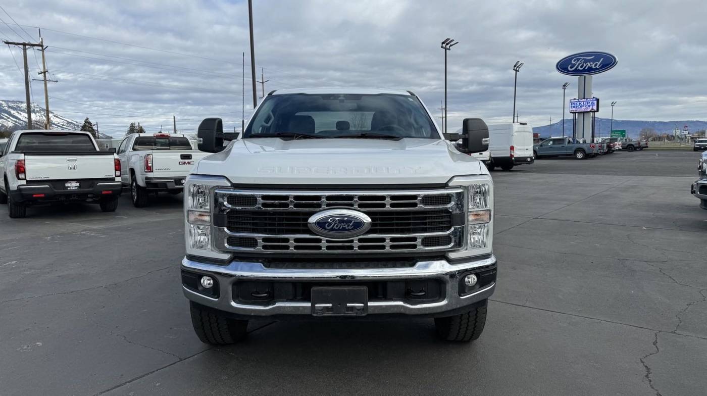 2023 ford f-350 super duty xlt