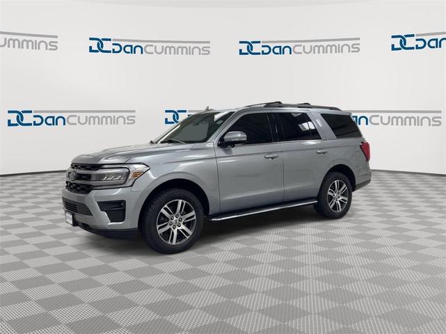 2022 ford expedition xlt