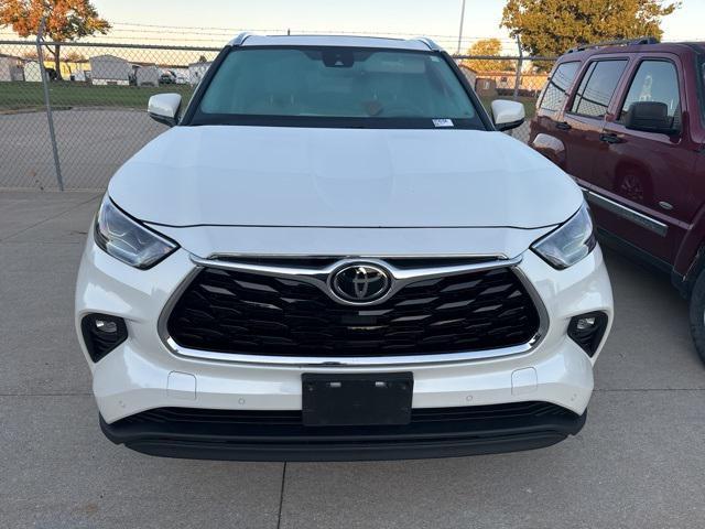 2020 toyota highlander limited