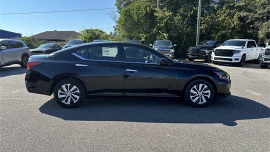 new 2025 nissan altima s fwd