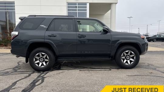 2024 toyota 4runner trd off-road premium